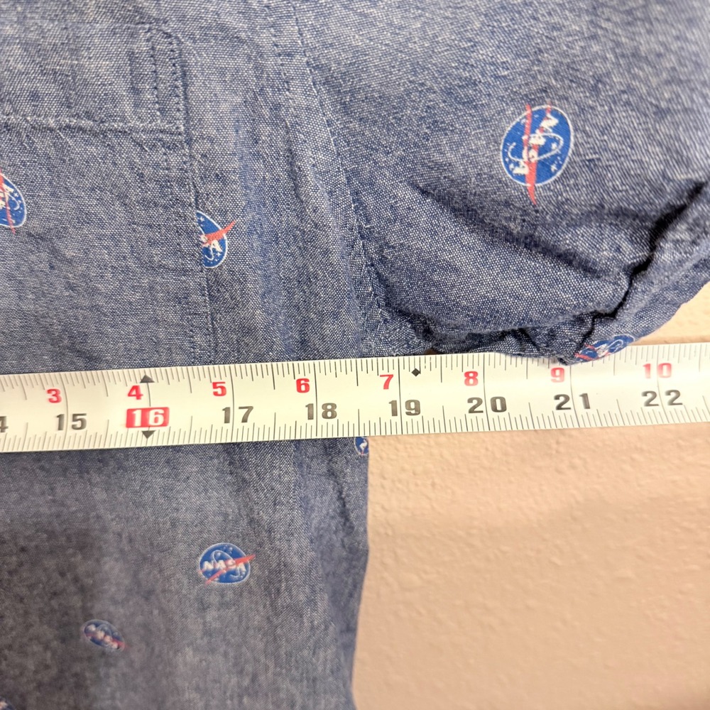 Fifth Sun Mens Blue NASA Logo Print Short Sleeve Button Down Shirt Size M - Picture 5 of 7